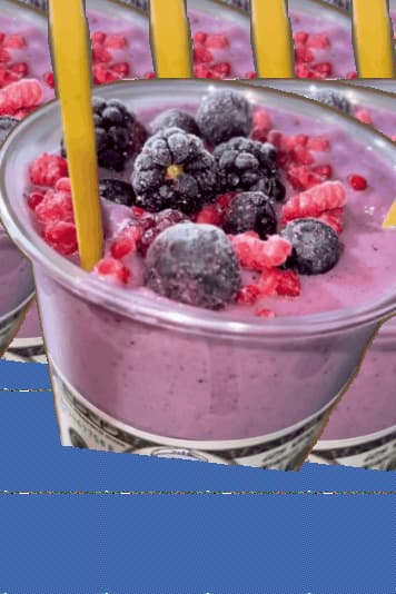 Batido de Banana con Frutos Rojos